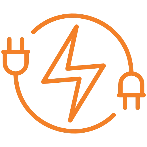 Um ícone com contorno laranja mostra um raio no centro, rodeado por uma linha parcial que liga dois plugues elétricos - representando energia elétrica, fundamental para plataformas de trabalho em altura. O fundo é transparente. Esta imagem faz parte da comunicação visual da Tecnogera.